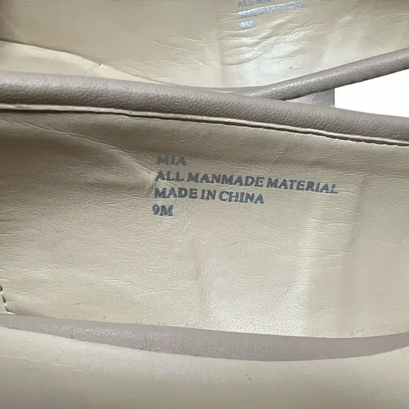 Crown & Ivy nude and Silver flats: size 9M - Picture 8 of 8